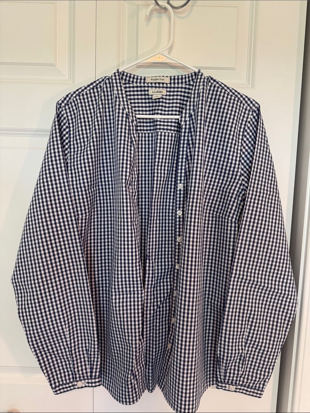 L.L. Bean Women Navy and White Gingham Shirt Jacket
